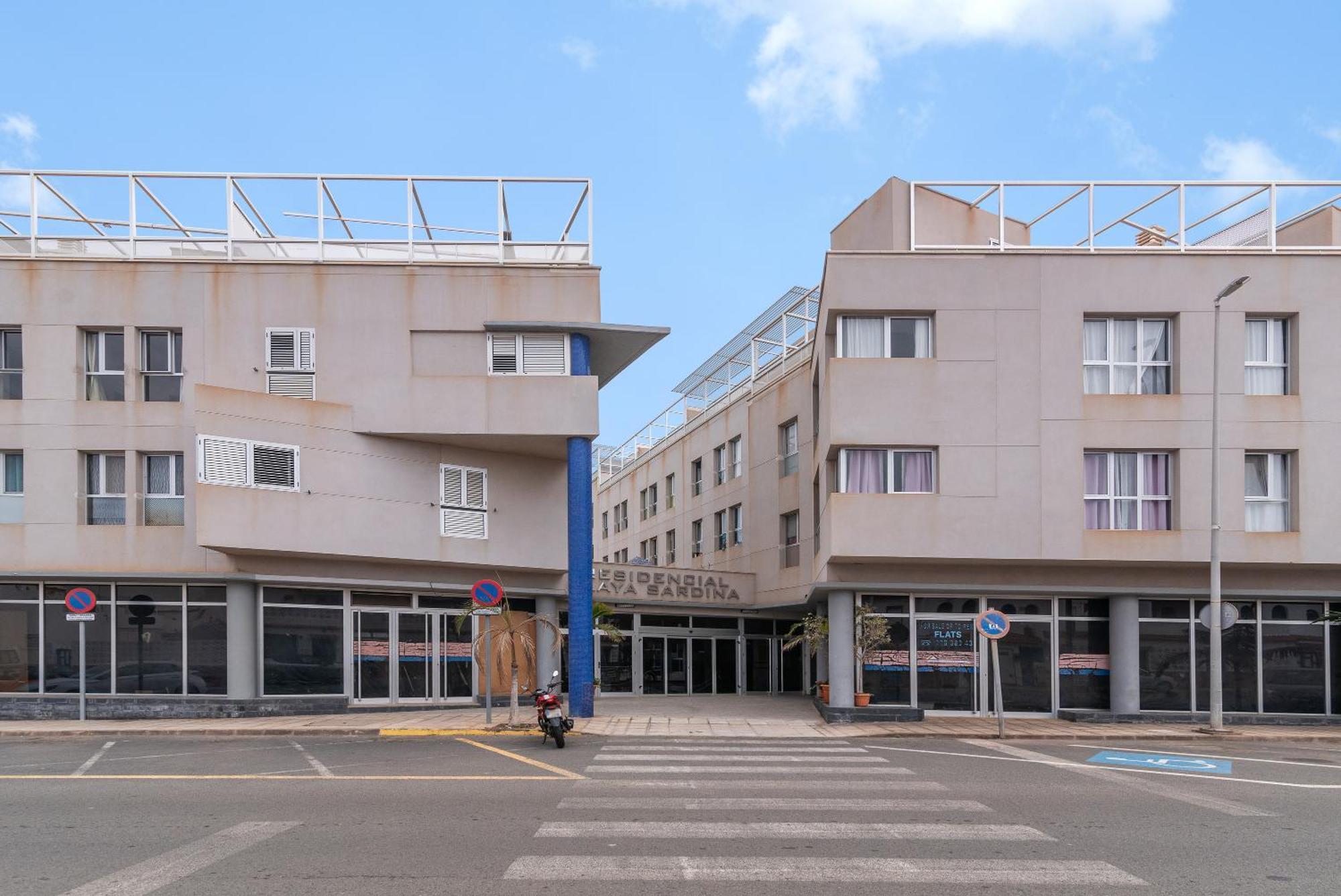 Ap Jarea Playa Sardina Apartment Exterior photo